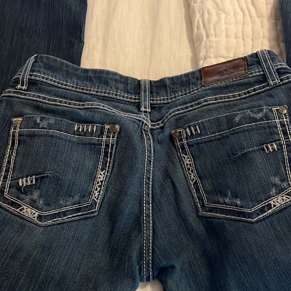 BKE Boot Cut Low-Rise Jeans - Picture 4 of 4